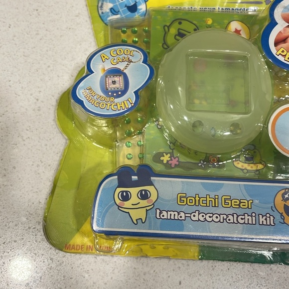 2007 Tamagotchi Connection Green Gotchi Gear - Picture 16 of 16